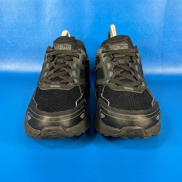 Skechers Women's GoRun Consistent Sneaker - Black - 8.5 - Picture 2 of 8